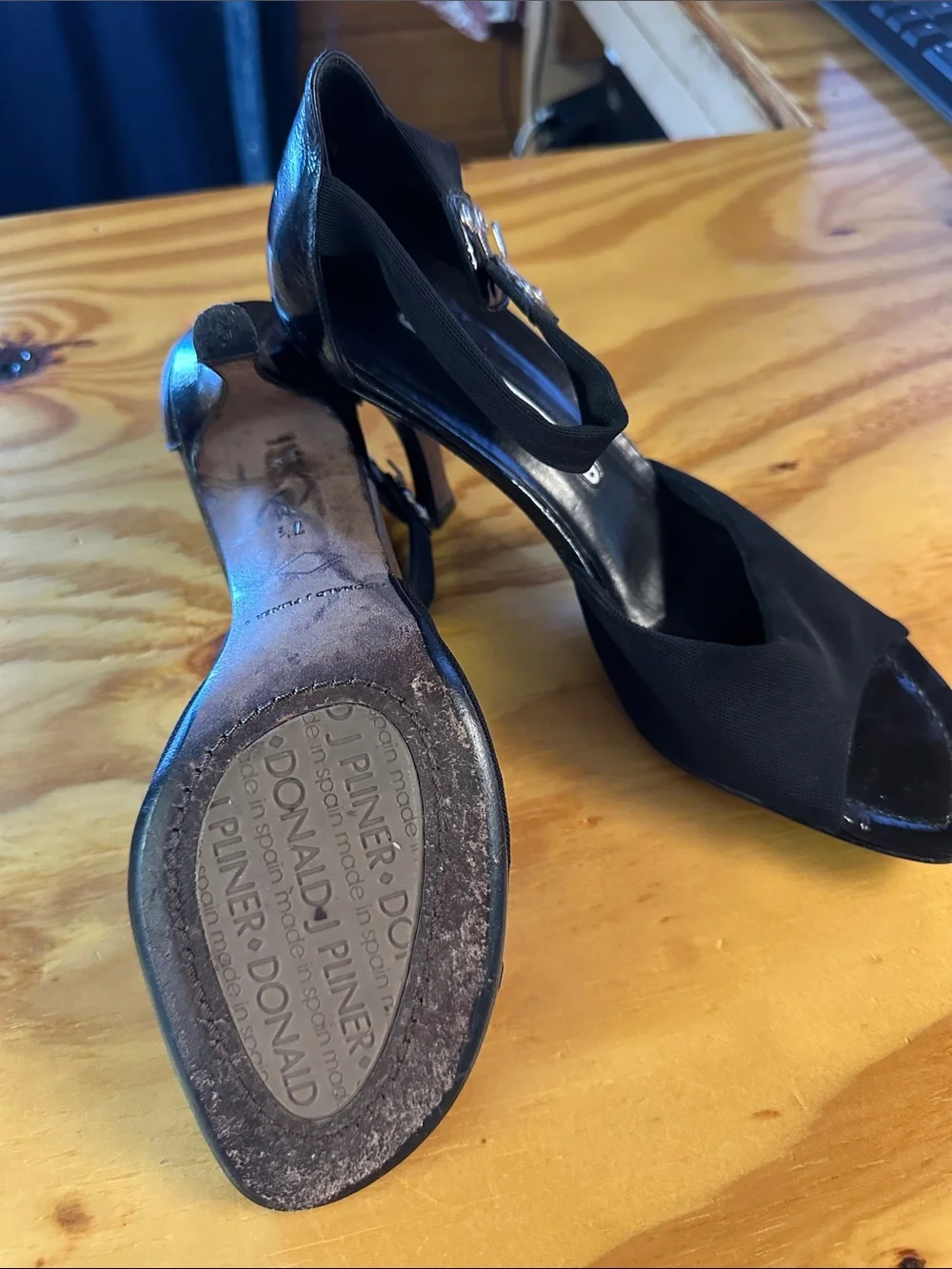 Donald J. Pliner Women's Black Open-Toe Ankle Strap Heels Size 7.5
